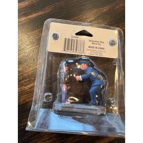 Lemax Little Hero Figure Vintage NIP Figurine Christmas Village display 2003 NIP - Picture 3 of 6